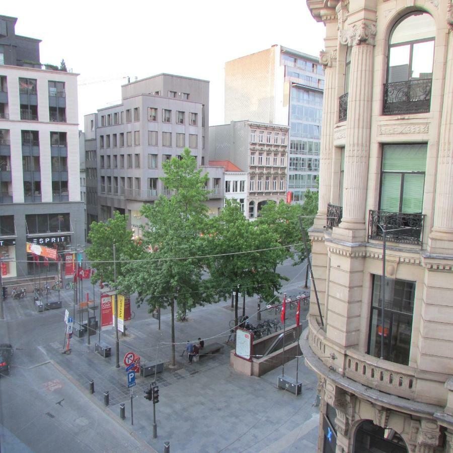 Huidreal Meir Antwerp Exterior photo