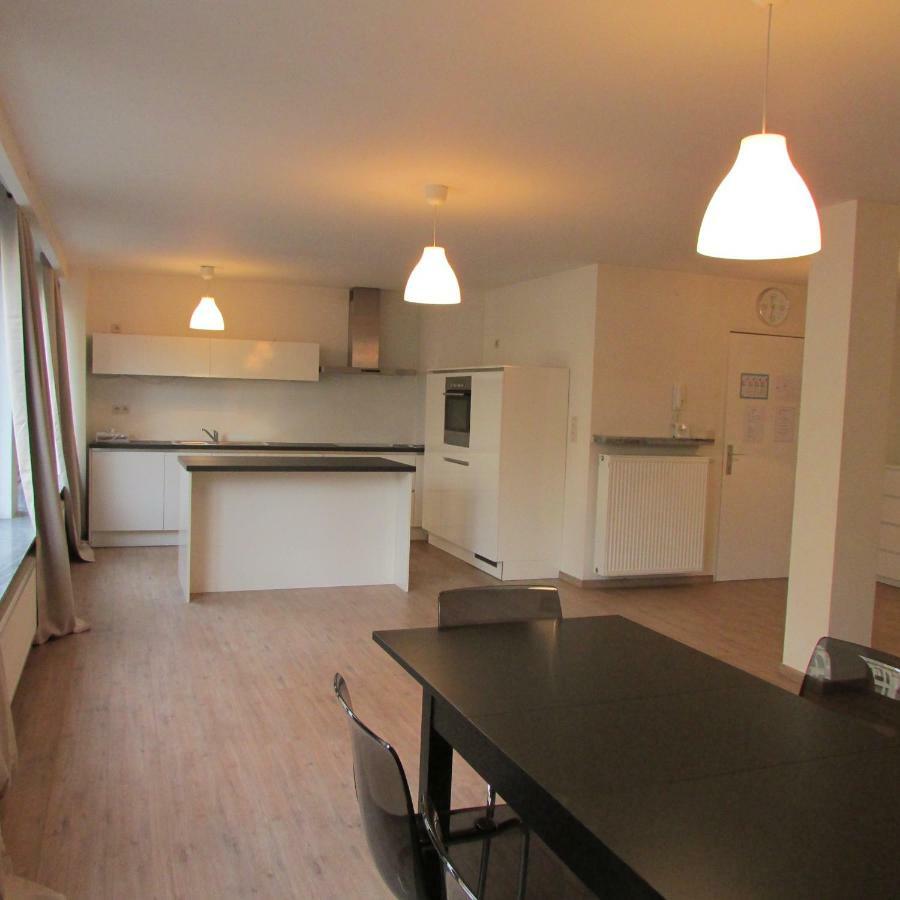 Huidreal Meir Antwerp Exterior photo